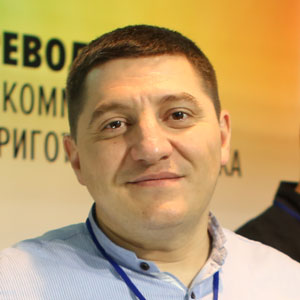 Андрей Мельник